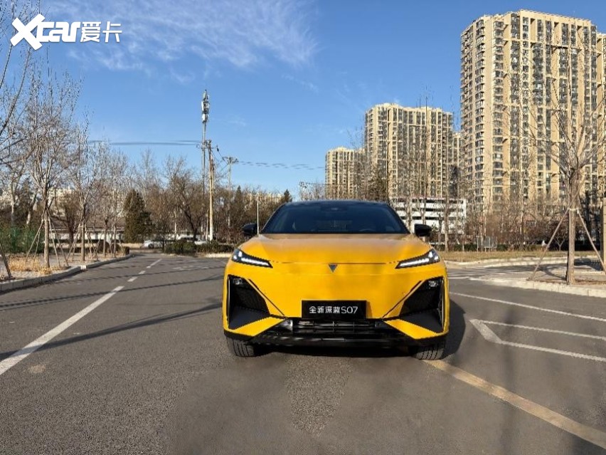 全新深蓝S07长续航版：630km+华为ADS SE，真的太香了