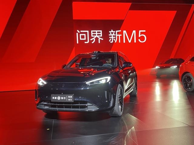 24.98万起，标配华为智驾，新款问界M5大卖有理？