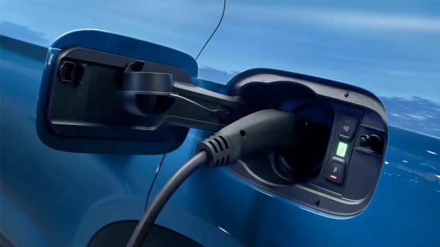 上海取消送牌政策，却没有抢购潮，大城市不再需要PHEV？
