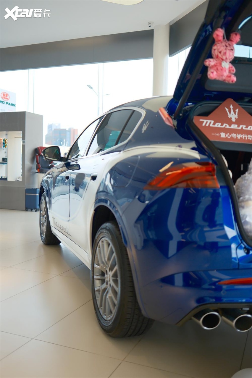 "跑车皇后"贵阳到店实拍玛莎拉蒂grecale