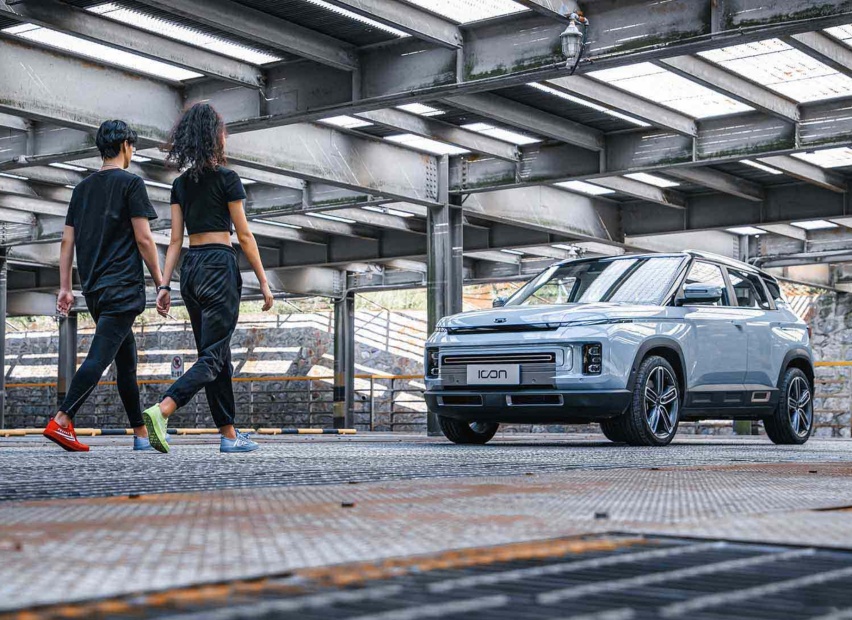 裸车13万，买科技感十足的SUV？选择这几款，真的不输合资