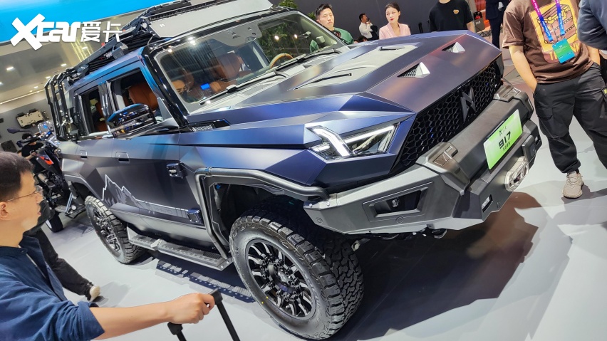 预售价高达368万元起,北京车展最贵越野车出炉,猛士m-hunter!