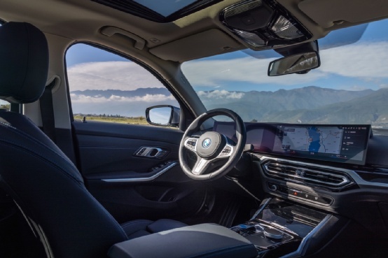 试驾全新BMW i3 纯电驱动依然是最纯粹的BMW