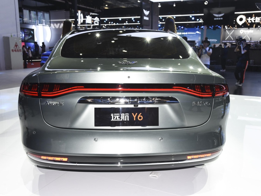 尺寸超汉EV 远航Y6将于8月份上市 预售32.98万元起 最高续航1