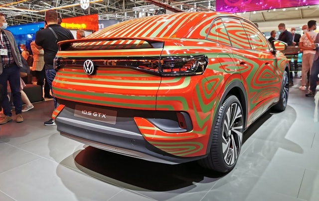 大众ID.5 GTX纯电也有轿跑SUV