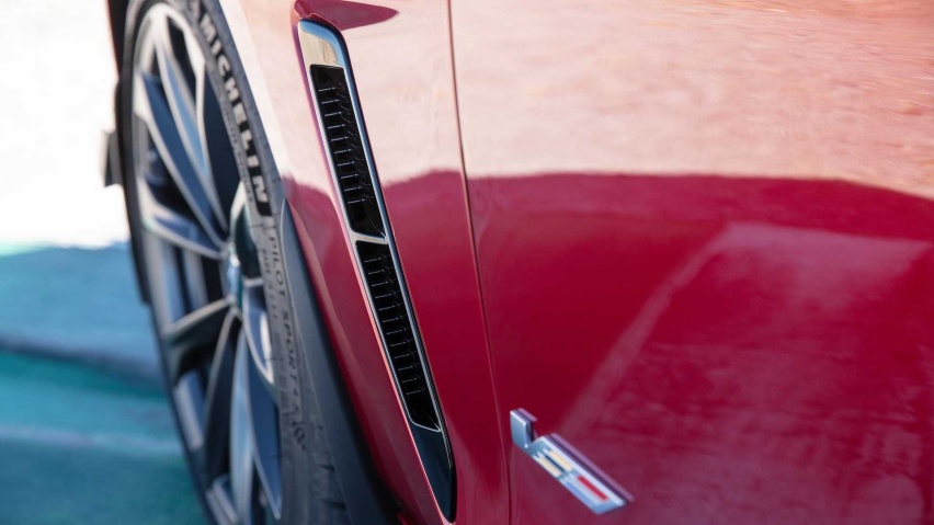 2022-cadillac-ct4-v-blackwing (1).jpg