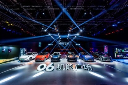 领克06任性上市，这才是我们儿时对“机能”的幻想