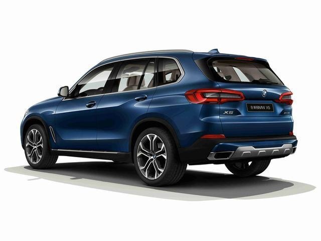 全新宝马X5 xDrive30i车型上市，搭载2.0T发动机