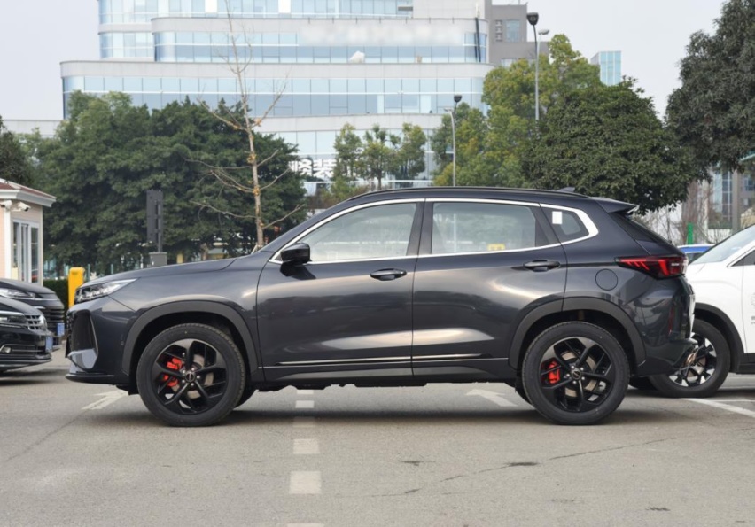 星途追风400T，解读德国Benteler打造的底盘，2.0T四缸26