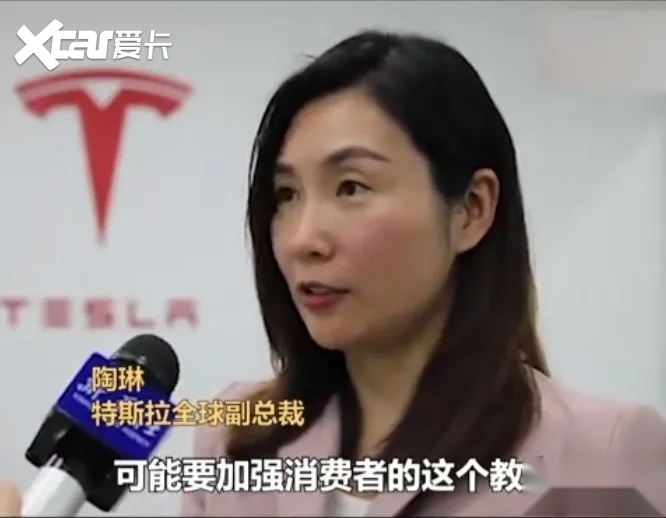 你们要的五菱宏光BIG EV来了，开门能挡一条路！