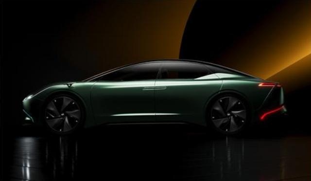 快讯｜威马纯电轿车定名MAVEN NEDC续航800km
