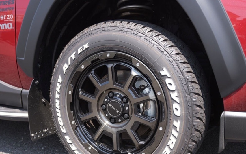 丰田RAV4特别版发布！海外售价约合人民币21.5万元