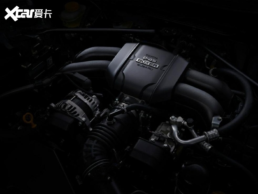 手动性能控的信仰，斯巴鲁BRZ推纪念版，31.88万起售，只卖300台