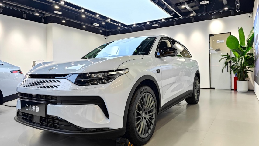 售价14.98万元起 探店实拍零跑C11增程版 纯电续航285km同级