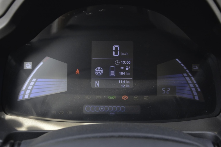 入门纯电动车之间的PK 思皓E10X对比宏光MINI EV