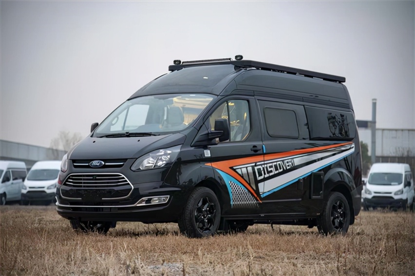 2022款瑞弗启界R500穿越版，福特新全顺V362打造精致旅居车