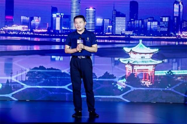 为中国年轻家庭而生 易至EV3青春版灵动上市售价5.28万起