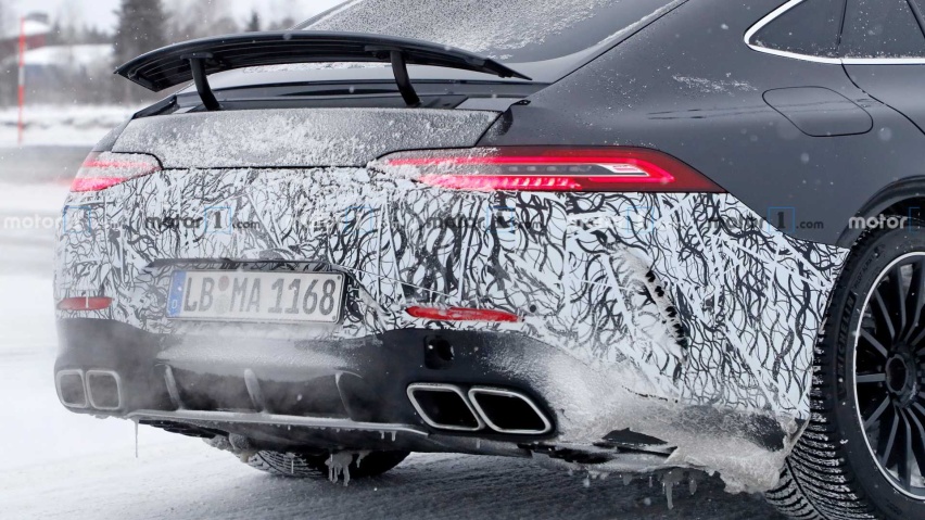 奔驰AMG GT 73曝光，伪装逐步褪去，或在年内首发