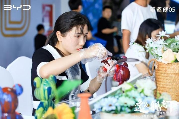 只是惊艳？你错了，驱逐舰05对比试驾用实力说话！