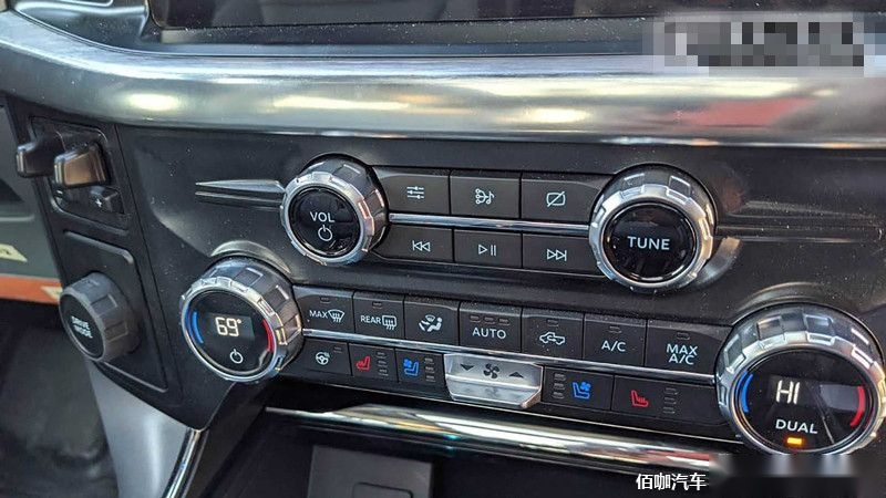 2021-ford-f-150-leaked-interior-photo (2).jpg