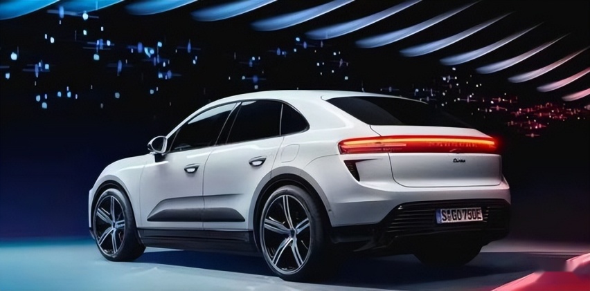 全新保时捷首款纯电SUV发布 快过911 GT3？