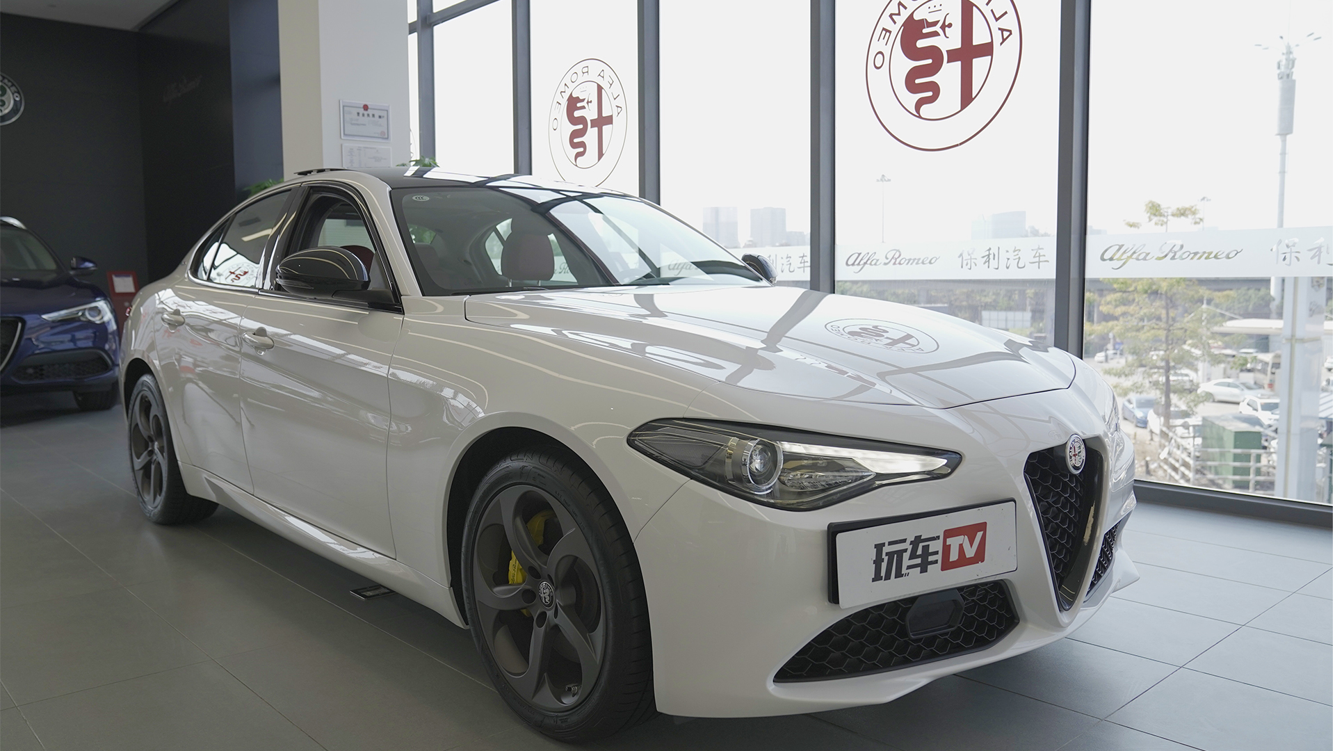 30f߀ҷQܣw򞰢_ܚWGiulia