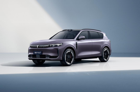 岚图FREE+、尊界S800坐一桌，30万有百万智能体验