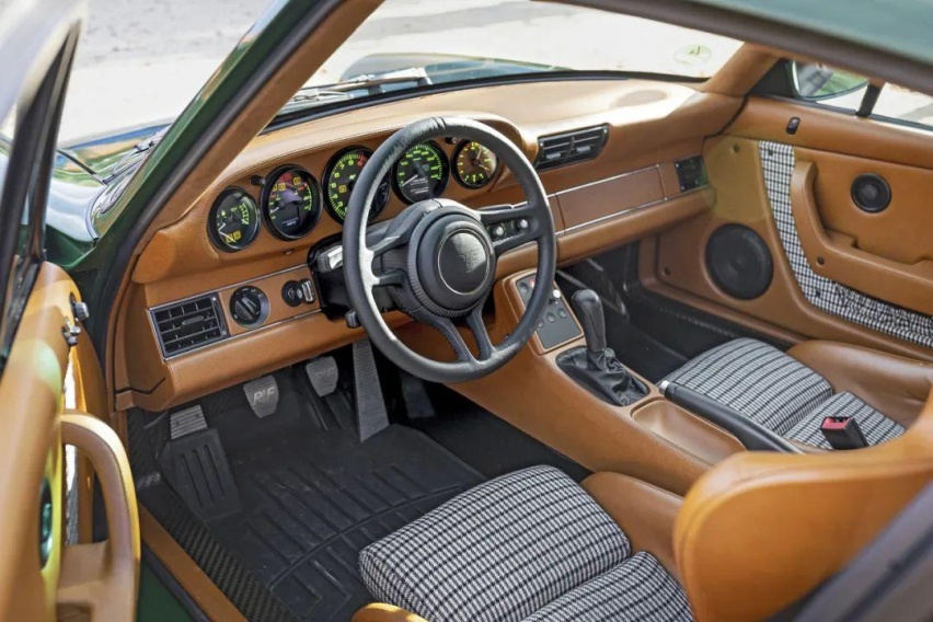 套着保时捷964外壳的超级跑车，Ruf SCR