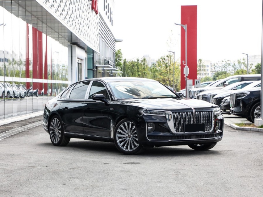 豪华中大型轿车怎么选？红旗H9对比奔驰E级与奥迪A6L
