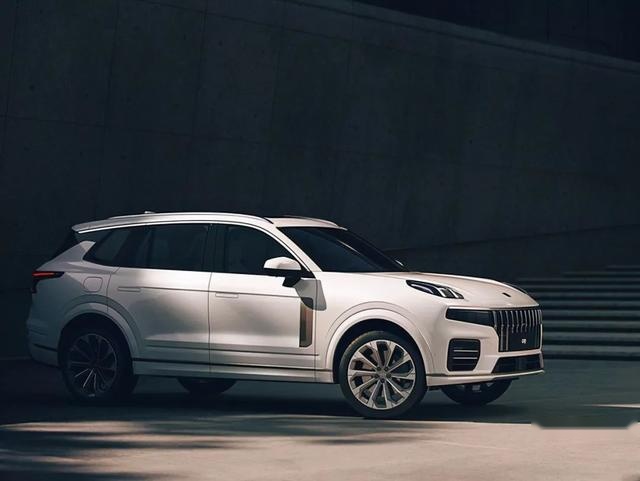 沃尔沃XC90同平台，领克09疑似售价曝光，30万你觉得贵吗？