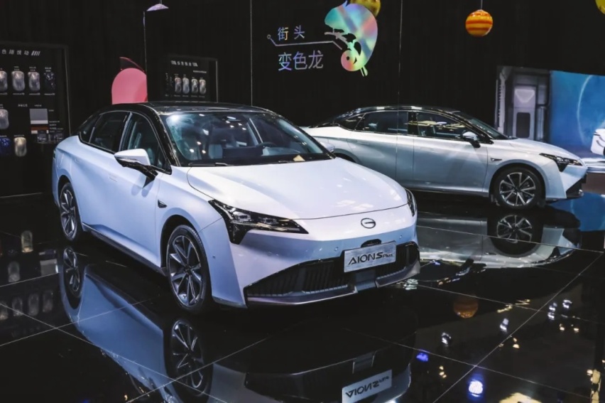 今夏最潮智能车出街！传统燃油车“颠覆者”就看它