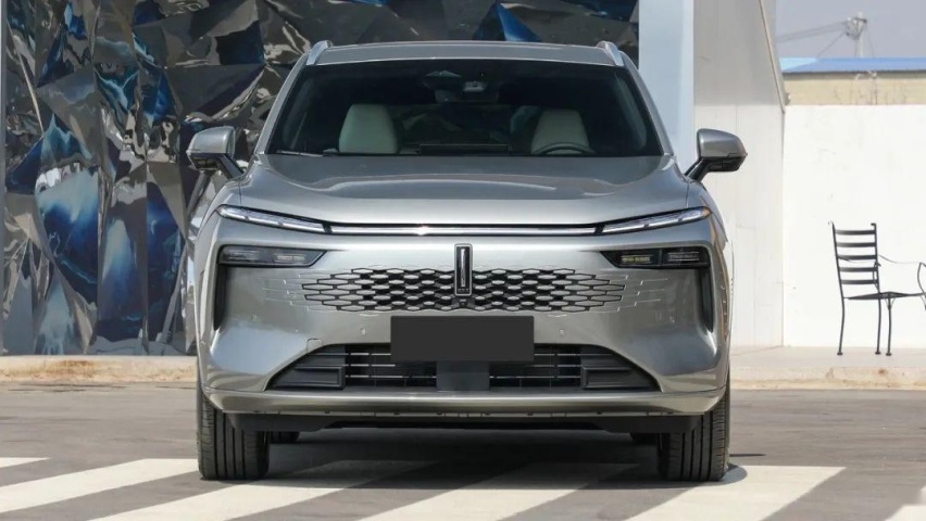 车头就是小蓝山，降价6万多，摩卡DHT-PHEV，掀了中型SUV市场桌