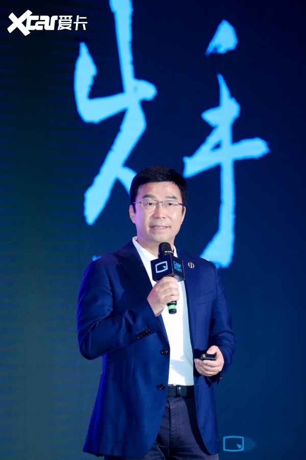 华人运通丁磊带领汽车市场走进最绿色环保的新时代