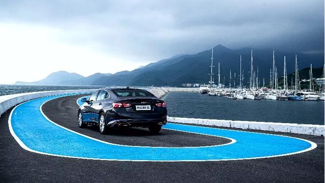 想买超值中级车？这台9AT+16万公里质保的全新车型不得不看