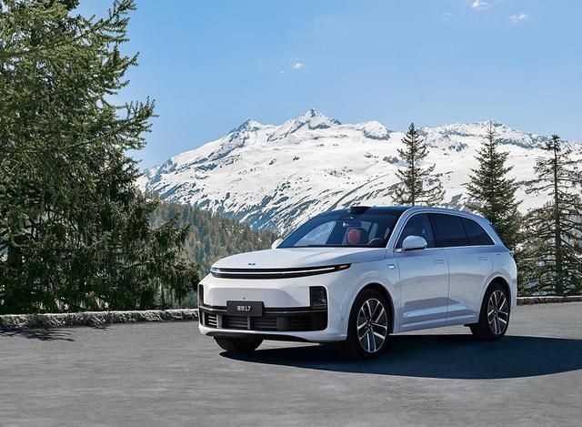 理想L7：家庭五座旗舰SUV，空间大、长续航，家用值得推荐