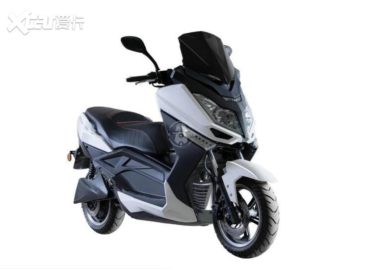 极速130kmh永源电动大踏板欧洲卖57万人民币