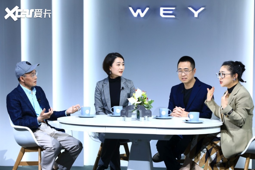 WEY品牌诞生新物种：智能混动旗舰「摩卡」全球首秀