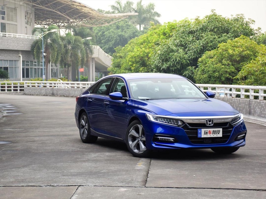 20万来万预算，你选奥迪、雅阁还是7座家用神车？