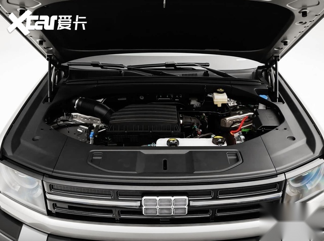 吉利又有大动作，银河战舰700亮相，上市能撼动硬派越野SUV市场？