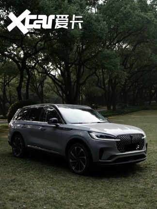 决赛圈二选一,主打听劝。