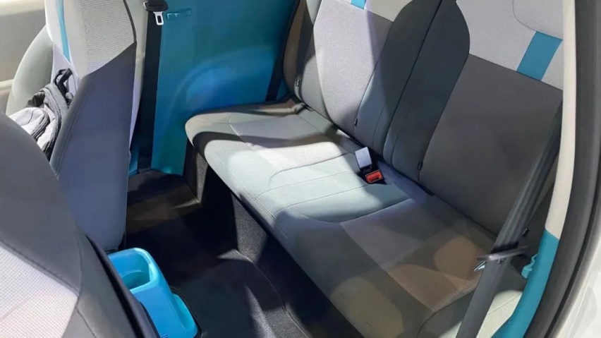 后排空间也不差？探馆长安Lumin：日常代步升级之选