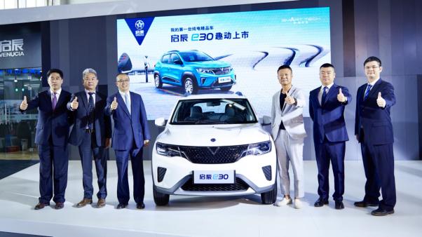 1�������10����ۃr6.18�f�𣬆���e30����