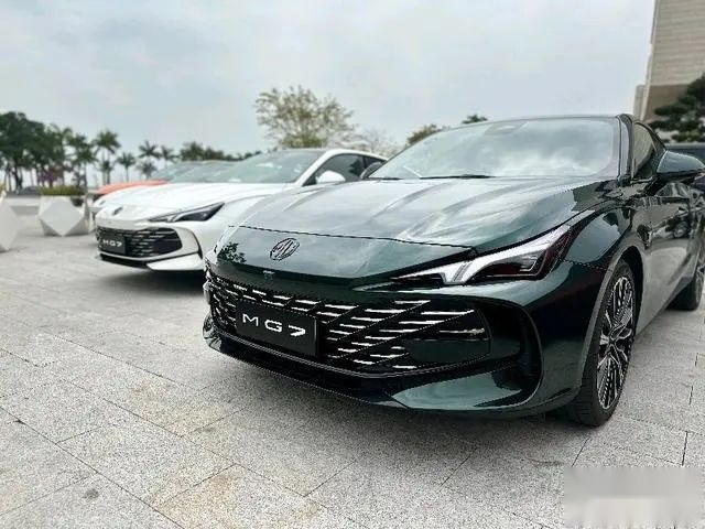 2023款名爵MG7选购指南，车速230KM/h，哪个配置最适合入手？