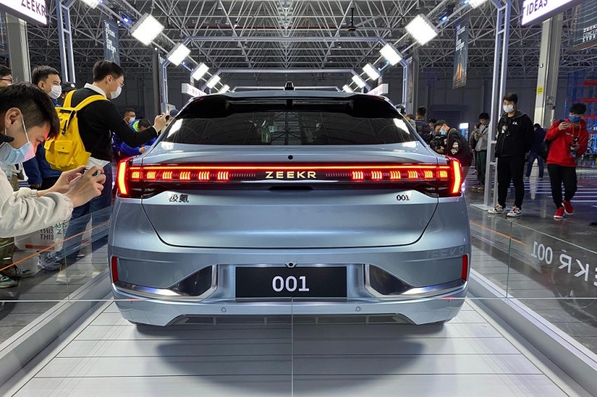 NEDC续航可达712km 极氪001上市售28.1万元起