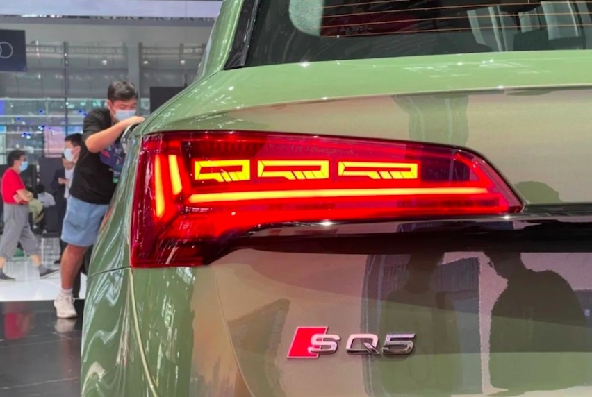 粤港澳车展实拍奥迪SQ5，3.0T V6+全时四驱，5.3秒即可破百