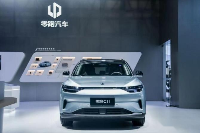 新知达人, 最高巡航550km 零跑C11性能版 技术升级 破百约4秒