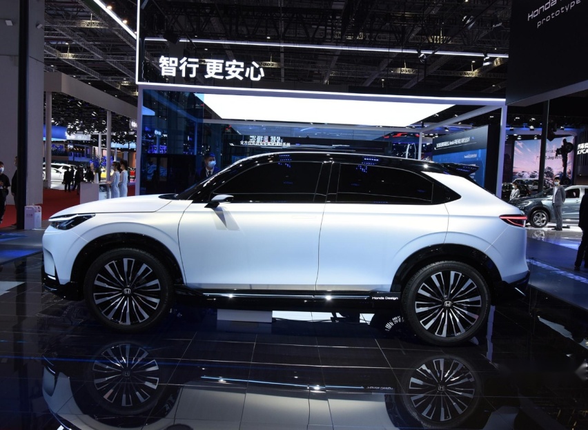 打不过就加入？丰田、本田上海车展发布纯电新车，全面克制特斯拉