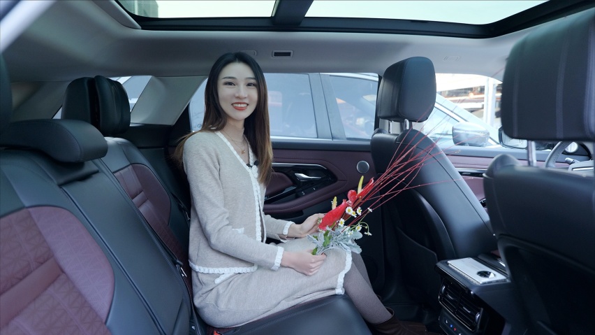 符合潮流审美，全新揽胜极光L如何捕获女性消费者的心