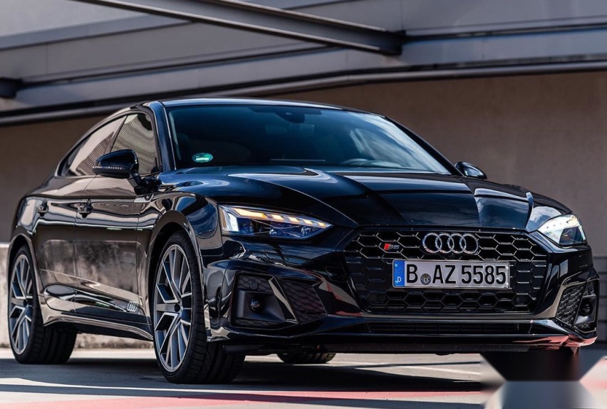 精致运动的设计 新款奥迪S5 Sportback实车