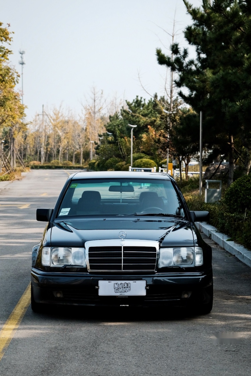珠联璧合之作:梅赛德斯—奔驰E500AMG(W124)